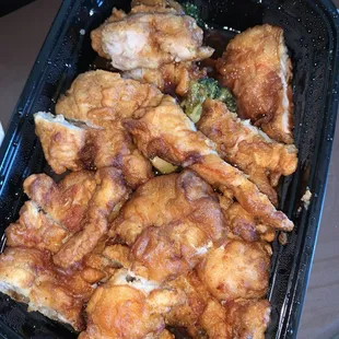 Boneless fried chicken