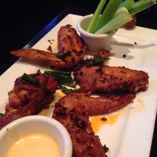 SPICY WINGS