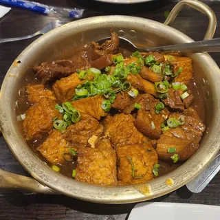 GRANDMA'S BRAISED TOFU