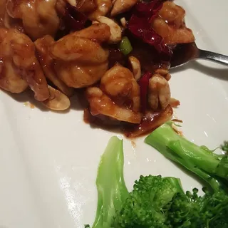KUNG PAO SHRIMP