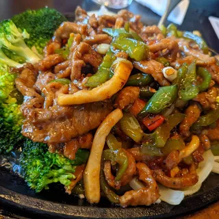SIZZLING BEEF