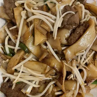 Beef Stew Chow Fun