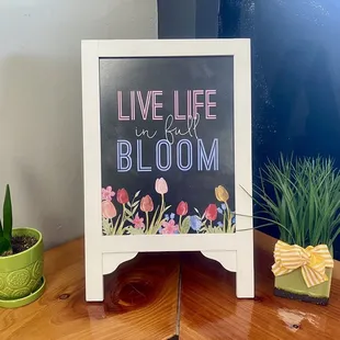 05.21.23 Cute decor