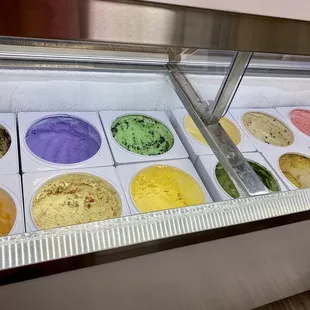 10.01.22 Gunther&apos;s Ice Cream