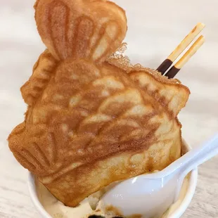 Classic Frenchie Signature Taiyaki. $6.95. French vanilla bean ice cream, custard taiyaki, Pocky sticks, honey bubbles (boba).