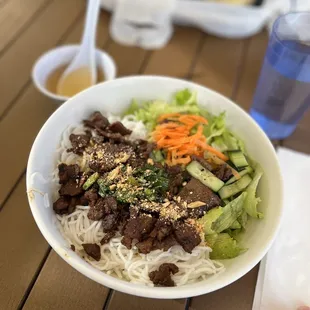 Bun (cold vermicelli noodles) with grilled pork