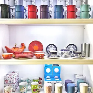 A variety of gifts for the tea lover
