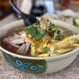 Tricolor Noodle Soup