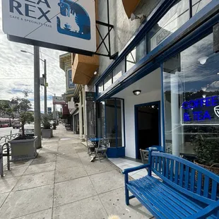 Storefront at the former Cafe St. Jorge