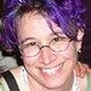 Liz H.