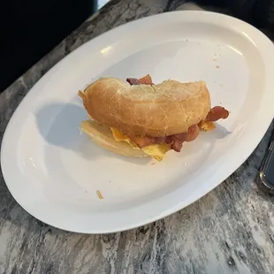 Breakfast sandwich