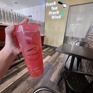 Strawberry Berry with Lychee Jelly