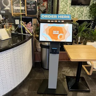 Self ordering kiosk