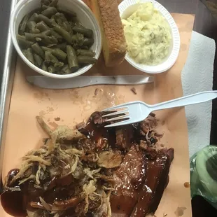 2 meat plate - pulled pork and brisket