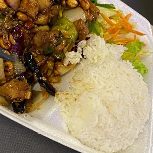 Choice of steamed or fried rice w your enter OR you can get French fries. ¯\_(ツ)_/¯