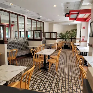 Inside Teaism Lafayette Park.