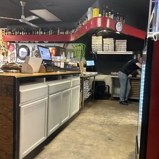 Hole in the wall making amazing slices