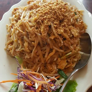 Chicken phad thai