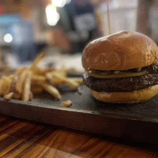 The Kobe Burger  minus the spring mix, swapped Swiss cheese for smoked Gouda  (Kobe Burger)