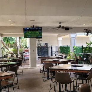 the outdoor dining area
