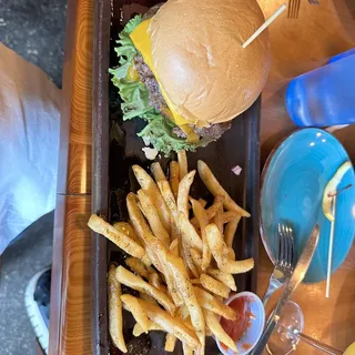Teak It Easy Burger