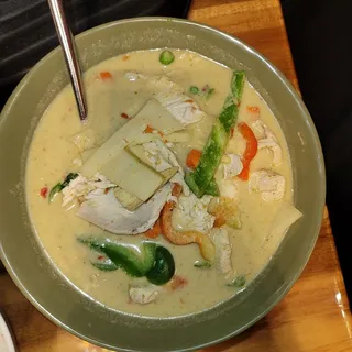 Green Curry Chicken