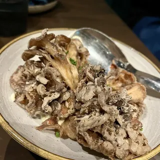 HEN OF THE WOOD