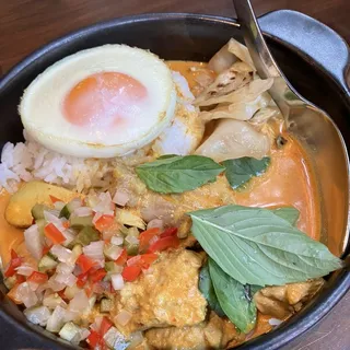 COCONUT CHICKEN CURRY