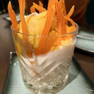MANGO STICKY RICE