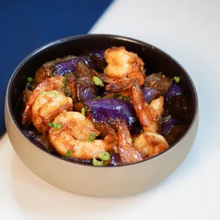EGGPLANT WITH GARLIC SAUCE