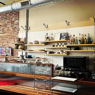 TeaLee's Teahouse & Bookstore