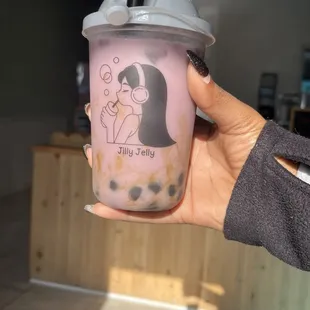 Very tasty and savory milk tea , owner is super sweet and accommodating to me dairy needs , welcoming atmosphere