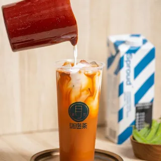 Tiger Sugar Thai Tea w/Cheese Foam ()