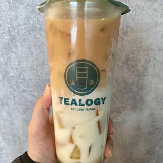 TRADITIONAL BLACK MILK TEA ()