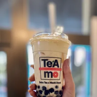 Te'Amo Boba Tea x Mochi Donut