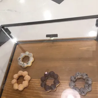 Cookies & Cream Donut