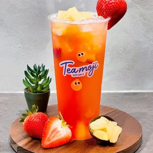 A9 Strawberry Pineapple 鲜莓菠萝