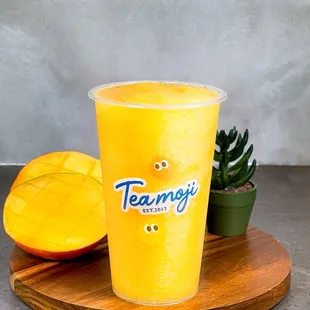 D5 Fresh Mango Smoothie 香芒冰沙