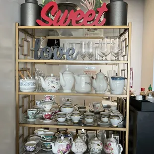 In the mood for a tea-date, here is your spot.