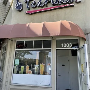 Entrance (in Safeway/CVS plaza)