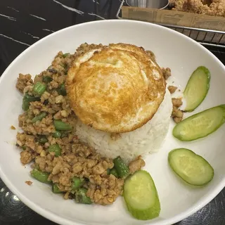 RE10 Thai Spicy Minced Porkw/Egg Over Rice