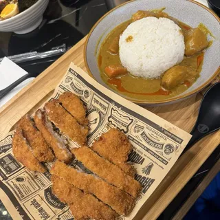 RE05 Deep Fried Pork Chop w/Signature Curry Sauce Over Rice