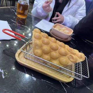 D11 Hong Kong Style Egg Waffe