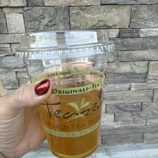 16 oz iced jasmine green tea.