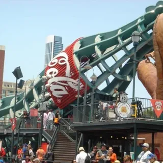 Giants F.