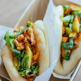 Spicy Fried Chicken Bao (2)