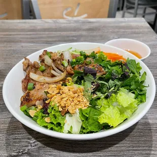 Bun Thit Nuong (Grilled Pork Vermicelli Noodle Bowl)