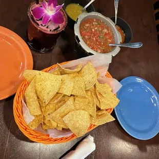 CHIPS &amp; PICO DE GALLO