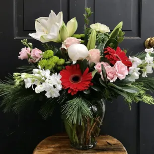 Not sure what to order? Trust our florists with a Designer&apos;s Choice arrangement. You&apos;ll get a gorgeous design with fresh &amp; premium blooms.