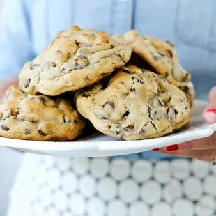 Our classic Teddy V. cookie: chocolate chip! They come with walnuts, without walnuts, and gluten free. Lots of options for just cc cookies.